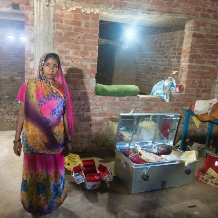 def8f53d-3339-40ed-ad58-bbff5b575193_1791706940384.jpg गौर के 3 गांवों में एक रात में चोरी:उकरहा, रानीपुर बाबू और किशुनपुर गांव में वारदात, पुलिस जांच में जुटी
