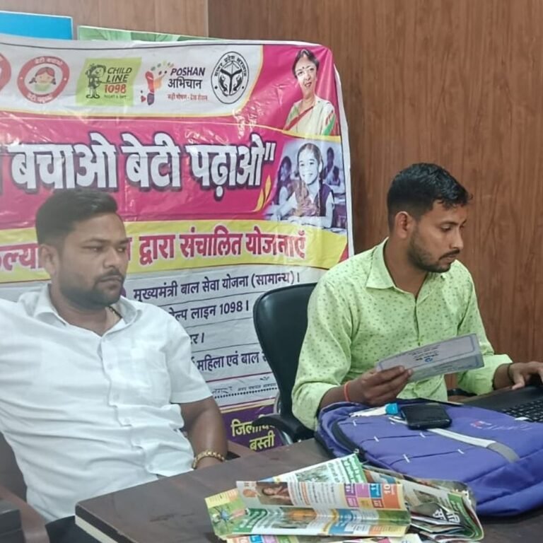 गायघाट में पेंशन शिविर में 115 में से 53 आवेदन:निराश्रित और विधवा पेंशन के लिए लगा शिविर, बुजुर्गों का सम्मान भी हुआ