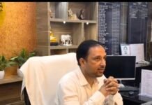 नेपाल में भूस्खलन से बना प्राकृतिक बांध टूटा:स्यार नदी में बाढ़ आई; महराजगंज DM बोले- सीमा पर खतरे का असर नहीं नेपाल में भूस्खलन से बना प्राकृतिक बांध टूटा:स्यार नदी में बाढ़ आई; महराजगंज DM बोले- सीमा पर खतरे का असर नहीं