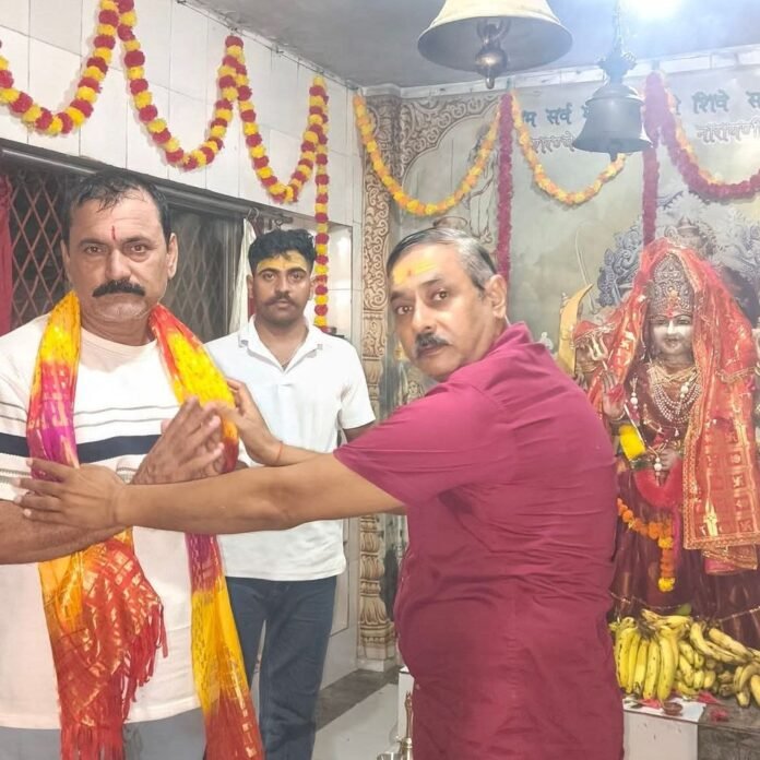 ea0e0e96-43a2-4fd8-819b-5f01f914e9a3_1791907158403.jpg पंचेश्वर नाथ मंदिर में मां चंद्रघंटा की पूजा:शारदीय नवरात्रि के तीसरे दिन हुई आरती, भक्तों ने मांगी सुख-समृद्धि