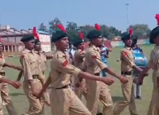 फरजाना, अंकुल और नंदिनी ने 800 मीटर दौड़ जीती:बस्ती में तीन दिवसीय माध्यमिक विद्यालय एथलेटिक्स प्रतियोगिता शुरू फरजाना, अंकुल और नंदिनी ने 800 मीटर दौड़ जीती:बस्ती में तीन दिवसीय माध्यमिक विद्यालय एथलेटिक्स प्रतियोगिता शुरू