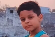 Bahraich Saryu River Drowning | NDRF Search Operation Continues झिंगहा घाट पर छह दिन से चल रही बच्चे की तलाश, अब तक कोई सुराग नहीं। - Dainik Bhaskar