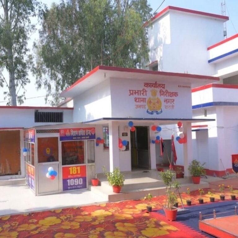 बस्ती में छात्रा से अश्लील हरकत का आरोपी शिक्षक गिरफ्तार:नगर थाना के निजी विद्यालय का मामला, पॉक्सो एक्ट में केस दर्ज