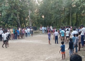 नरायनपुर में बाल कबड्डी प्रतियोगिता शुरू:पहले दिन खिलाड़ियों ने दिखाया दमखम, ग्रामीण और खेल प्रेमी भी पहुंचे नरायनपुर में बाल कबड्डी प्रतियोगिता शुरू:पहले दिन खिलाड़ियों ने दिखाया दमखम, ग्रामीण और खेल प्रेमी भी पहुंचे