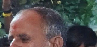 यकघरवा में स्कंदमाता की पूजा, रामायण सीरियल बना आकर्षण:दिलदार बाबा के नेतृत्व में जुटे सैकड़ों श्रद्धालु, गांव में भक्तिमय माहौल यकघरवा में स्कंदमाता की पूजा, रामायण सीरियल बना आकर्षण:दिलदार बाबा के नेतृत्व में जुटे सैकड़ों श्रद्धालु, गांव में भक्तिमय माहौल