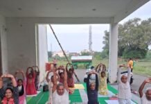 बस्ती में 'कायाकल्प योग' का विशेष प्रशिक्षण:भारत स्वाभिमान और पतंजलि योग समिति ने राजकीय इण्टर कॉलेज में साधकों को दिया बस्ती में 'कायाकल्प योग' का विशेष प्रशिक्षण:भारत स्वाभिमान और पतंजलि योग समिति ने राजकीय इण्टर कॉलेज में साधकों को दिया