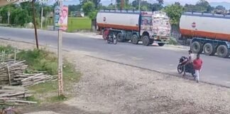 स्कूल के बाहर से बाइक चोरी:गड़ौरा बाजार में चोरी की बढ़ती घटनाओं से लोग परेशान स्कूल के बाहर से बाइक चोरी:गड़ौरा बाजार में चोरी की बढ़ती घटनाओं से लोग परेशान