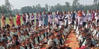 बस्ती 560 लोगों का स्वास्थ्य परीक्षण:रामराज चौधरी की 21वीं पुण्यतिथि पर मेगा हेल्थ कैंप बस्ती 560 लोगों का स्वास्थ्य परीक्षण:रामराज चौधरी की 21वीं पुण्यतिथि पर मेगा हेल्थ कैंप