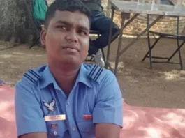 हैदराबाद: महिलाओं को लुभाने के लिए वर्दी में डालता था फोटो, एयरफोर्स परेड ग्राउंड से पकड़ा गया फर्जी ऑफिसर हैदराबाद: महिलाओं को लुभाने के लिए वर्दी में डालता था फोटो, एयरफोर्स परेड ग्राउंड से पकड़ा गया फर्जी ऑफिसर