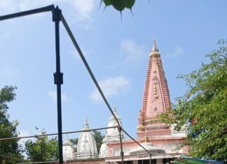 लक्ष्मीपुर देउरवा में रामलीला की तैयारियां तेज:दुर्गा मंदिर परिसर में रविवार से होगा मंचन, कुशीनगर से आएगी पार्टी लक्ष्मीपुर देउरवा में रामलीला की तैयारियां तेज:दुर्गा मंदिर परिसर में रविवार से होगा मंचन, कुशीनगर से आएगी पार्टी