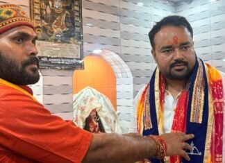शारदीय नवरात्रि के चौथे दिन हुई विशेष पूजा:जिला पंचायत अध्यक्ष प्रतिनिधि ने मां कूष्मांणा से सुख-समृद्धि का आशीर्वाद मांगा शारदीय नवरात्रि के चौथे दिन हुई विशेष पूजा:जिला पंचायत अध्यक्ष प्रतिनिधि ने मां कूष्मांणा से सुख-समृद्धि का आशीर्वाद मांगा