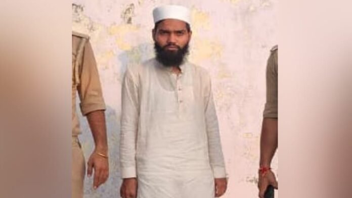 garafatara-kae-gae-maajajana_40445c1df0cf3fd6dff0c2c9cc4b42e3.jpeg Bijnor: Azaan broadcast via loudspeaker at mosque; police arrested the muezzin and sent him to jail