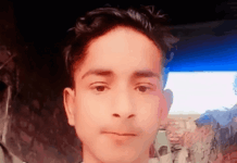 सिद्धार्थनगर में बाइक सवार तीन युवकों की मौत:भवानीगंज के बयारा चौराहे पर अज्ञात वाहन ने मारी टक्कर, भवानीगंज का मामला सिद्धार्थनगर में बाइक सवार तीन युवकों की मौत:भवानीगंज के बयारा चौराहे पर अज्ञात वाहन ने मारी टक्कर, भवानीगंज का मामला