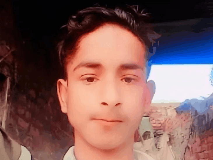 सिद्धार्थनगर में बाइक सवार तीन युवकों की मौत:भवानीगंज के बयारा चौराहे पर अज्ञात वाहन ने मारी टक्कर, भवानीगंज का मामला