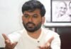 बेटे की हिरासत पर भड़के दीपके के माता-पिता, बोले- सरकार लोकतंत्र का सम्मान नहीं करती