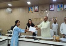 मा0 मुख्यमंत्री जी द्वारा वर्चुअल कार्यक्रम आयोजित कर प्रदेश के छात्र-छात्राओं के खाते में सीधे भेजी छात्रवृत्ति की धनराशि*