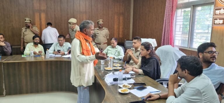 जिलाधिकारी एवं पुलिस अधीक्षक की अध्यक्षता में तहसील भिनगा में सम्पूर्ण समाधान दिवस का हुआ आयोजन*