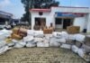 बलरामपुर पुलिस द्वारा थाना को0 उतरौला क्षेत्रान्तर्गत डीसीएम पर लदा हुआ भारी मात्रा में अवैध पटाखा किया गया बरामद*