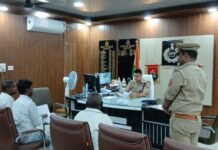 जनता दर्शन में पुलिस अधीक्षक ने सुनी जन समस्याएं, संबंधित को शीघ्र निस्तारण हेतु दिए निर्देश