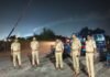 पुलिस अधीक्षक बलरामपुर के निर्देशानुसार, जनपद में शान्ति एवं सुरक्षा व्यवस्था को और अधिक प्रभावी बनाने हेतु ऑपरेशन त्रिनेत्र के अन्तर्गत अपराध एवं अपराधियों पर सतर्क निगरानी हेतु अन्तर्जनपदीय बॉर्डरों पर लगवाए गए उच्च गुणवत्ता वाले अत्याधुनिक तकनीक से युक्त CCTV कैमरे का क्षेत्राधिकारी उतरौला द्वारा किया गया निरीक्षण*