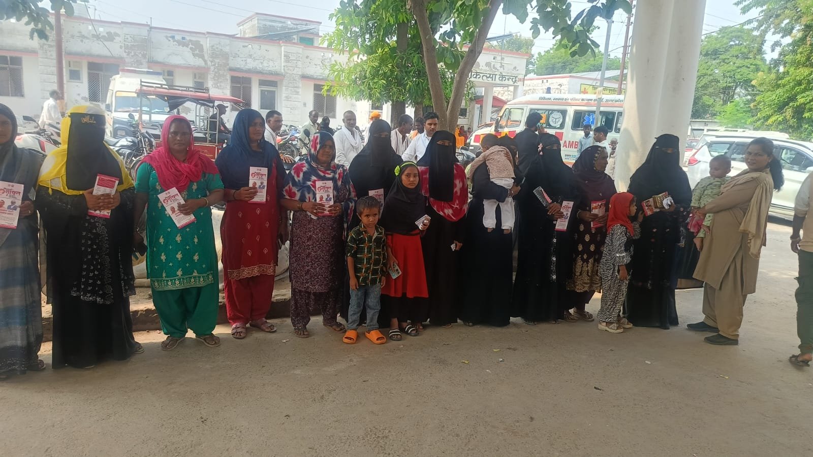 मिशन शक्ति फेज–5: श्रावस्ती पुलिस ने महिलाओं एवं बालिकाओं को सुरक्षा, अधिकारों और साइबर अपराध से बचाव के प्रति किया जागरूक*