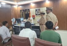 जनता दर्शन में पुलिस अधीक्षक ने सुनी जन समस्याएं, संबंधित को शीघ्र निस्तारण हेतु दिए निर्देश*