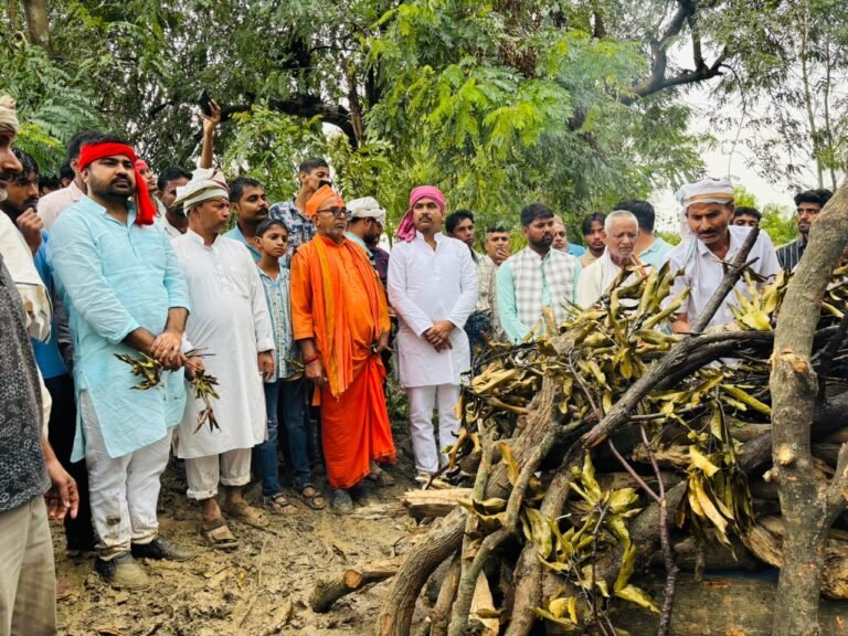 सम्मानीय मीडिया बंधुओं*  *प्रकाशनार्थ*  *मोहमदापुर की हृदयविदारक घटना ने मन को झकझोर दिया*