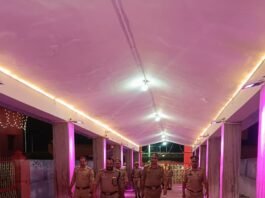 अपर पुलिस अधीक्षक बलरामपुर द्वारा आगामी शारदीय नवरात्रि में आदिशक्ति मां पाटेश्वरी देवी मंदिर तुलसीपर में लगने वाले मेले के दृष्टिगत निरीक्षण कर संबंधित को आवश्यक दिशा निर्देश दिए गए।*