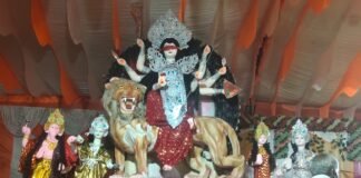 जनपद श्रावस्ती_थाना भिन्गा विकास खण्ड हरिहरपुर रानी के ग्राम पंचायत अकबरपुर मे विगत वर्षो की भाँति इस वर्ष भी नवदुर्गा पूजा का आयोजन दिव्य और भव्य तरीके से किया गया है जिसमे