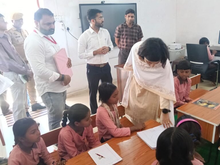 नोडल अधिकारी ने प्राथमिक विद्यालय चंदन कोटिया, आंगनबाडी केन्द्र एवं कम्पोजिट विद्यालय गौसपुर व आंगनवाड़ी केन्द्र गौसपुर का किया निरीक्षण