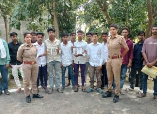 पुलिस अधीक्षक बलरामपुर के निर्देशन में साइबर अपराधों की रोंकथाम हेतु पुलिस द्वारा चलाया गया