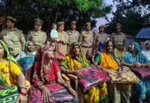 मिशन शक्ति फेज-6.0 के अंतर्गत पुलिस अधीक्षक ने वृद्धाश्रम पहुंचकर वृद्धजनों का जाना कुशलक्षेम, कम्बल वितरित कर दिया संवेदनशीलता एवं सेवा का संदेश*