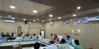 *जिला निर्वाचन अधिकारी ने आगामी विधानसभा सामान्य निर्वाचन-2027 की तैयारियों को लेकर प्रभारी अधिकारियों के साथ की बैठक*