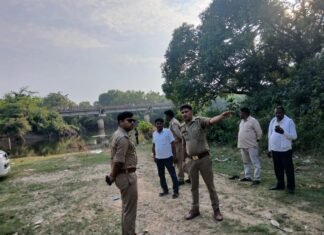 *माँ दुर्गा प्रतिमा विसर्जन के दृष्टिगत क्षेत्राधिकारी उतरौला द्वार गुमडी घाट विसर्जन स्थल का किया गया निरीक्षण, दिए आवश्यक दिशा-निर्देश*
