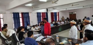 जिलाधिकारी एवं पुलिस अधीक्षक की अध्यक्षता में तहसील जमुनहा में सम्पूर्ण समाधान दिवस का हुआ आयोजन*