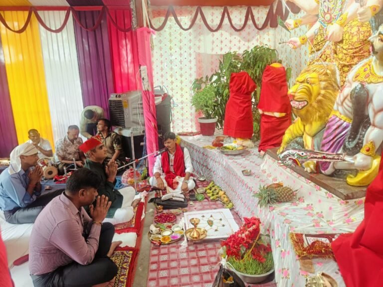 62वीं वाहिनी सशस्त्र सीमा बल, भिनगा में शारदीय नवरात्रि की सप्तमी पर माँ दुर्गा की प्रतिमा की नेत्रपट्टी खोलकर विधिवत पूजा-अर्चना की गई भिनगा, दिनांक 17 अक्टूबर 2026। दिनांक