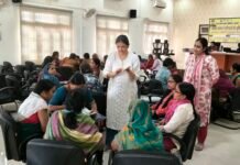 आपदा एवं आपातकाल में भी मातृ-शिशु पोषण सेवाएँ रहेंगी जारी आंगनवाड़ी पर्यवेक्षकों एवं आशा संगिनियों का क्षमता संवर्धन कार्यशाला आयोजन