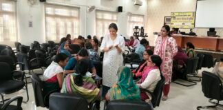 आपदा एवं आपातकाल में भी मातृ-शिशु पोषण सेवाएँ रहेंगी जारी आंगनवाड़ी पर्यवेक्षकों एवं आशा संगिनियों का क्षमता संवर्धन कार्यशाला आयोजन