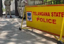 ‘एजेंट ने मेरे पति को धोखा देकर रूसी सेना में भर्ती कराया’, महिला ने सुरक्षित वापसी के लिए केंद्र सरकार से मांगी मदद 'एजेंट ने मेरे पति को धोखा देकर रूसी सेना में भर्ती कराया', महिला ने सुरक्षित वापसी के लिए केंद्र सरकार से मांगी मदद