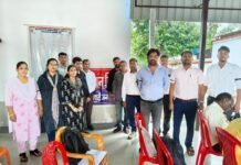 Basti News:काली पट्टी बांध थाना समाधान दिवस में पहुंचे लेखपाल, जताया विरोध – Lekhpal Arrives At The Police Station’s Grievance Redressal Day Wearing A Black Armband To Register A Protest Basti News:काली पट्टी बांध थाना समाधान दिवस में पहुंचे लेखपाल, जताया विरोध - Lekhpal Arrives At The Police Station's Grievance Redressal Day Wearing A Black Armband To Register A Protest