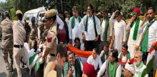 अलीगढ़:लोकदल अध्यक्ष सुनील सिंह जंतर-मंतर पर प्रदर्शन करते हिरासत में, बोले-लोकतंत्र की आवाज नहीं दबेगी – Lok Dal Chief Sunil Singh Detained At Jantar Mantar Protest अलीगढ़:लोकदल अध्यक्ष सुनील सिंह जंतर-मंतर पर प्रदर्शन करते हिरासत में, बोले-लोकतंत्र की आवाज नहीं दबेगी - Lok Dal Chief Sunil Singh Detained At Jantar Mantar Protest