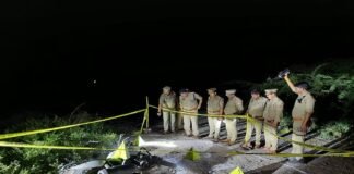 यूपी:एटा में आधी रात मुठभेड़, 25-25 हजार के दो इनामी बदमाश गिरफ्तार; एक को लगी गोली – Two Wanted Criminals Arrested After Police Encounter In Etah, One Shot In Leg यूपी:एटा में आधी रात मुठभेड़, 25-25 हजार के दो इनामी बदमाश गिरफ्तार; एक को लगी गोली - Two Wanted Criminals Arrested After Police Encounter In Etah, One Shot In Leg