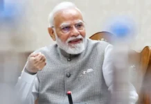 गुजरात के सीएम से भारत के पीएम तक… एक मुखिया के तौर पर प्रधानमंत्री मोदी के कार्यकाल के कैसे रहे 25 साल