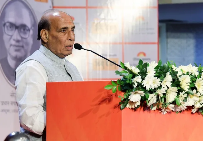 बुद्धिनाथ मिश्र को मिला जागरण साहित्य सृजन सम्मान, राजनाथ सिंह बोले- Gen Z बहुत जागरूक है