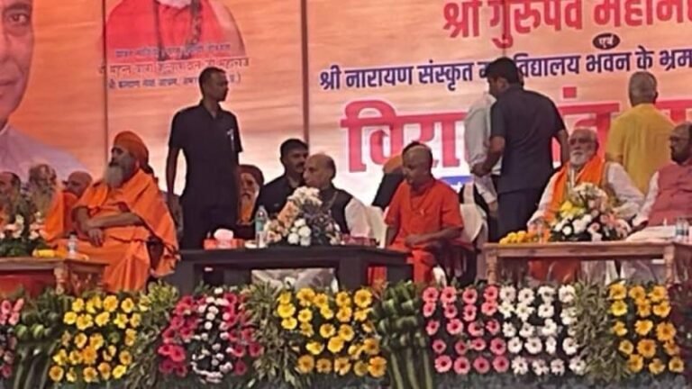 रामलला के दरबार में नतमस्तक हुए राजनाथ सिंह, गुरु पर्व समारोह में की शिरकत