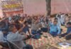 Shravasti News:मांगों को लेकर संविदा स्वास्थ्य कर्मियों का धरना जारी – Contractual Health Workers’ Protest Over Demands Continues Contractual health workers' protest over demands continues.