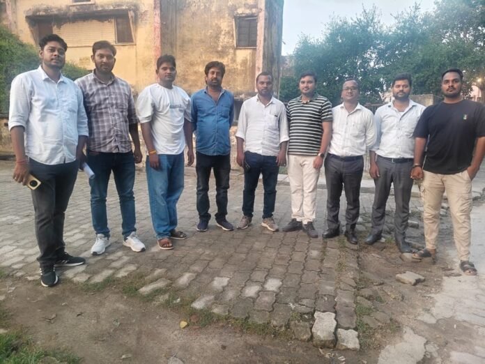 Basti News:लेखपाल नहीं किया ऑनलाइन कार्य...आवेदन लटके - Lekhpal Failed To Complete Online Work... Applications Left Pending