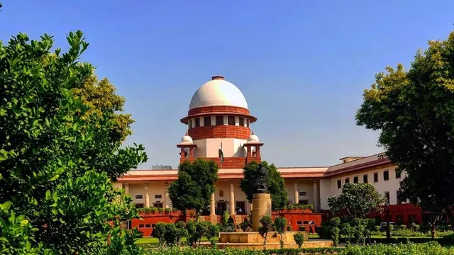 ‘सिर्फ भावुक सर्कुलर से नहीं रुकेगी एसिड की बिक्री’, सुप्रीम कोर्ट ने केंद्र सरकार को लगाई फटकार