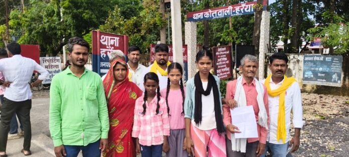 thana-para-majatha-parajana_9d434466fc5296e1c80731d21324a857.jpeg Basti News:संदिग्ध हालात में विवाहिता की मौत, हत्या का आरोप - Married Woman Dies Under Suspicious Circumstances; Murder Alleged