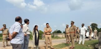 Shravasti News:डीएम-एसपी ने परखी विसर्जन स्थलों की व्यवस्था – Dm And Sp Inspected The Arrangements At Immersion Sites Shravasti News:डीएम-एसपी ने परखी विसर्जन स्थलों की व्यवस्था - Dm And Sp Inspected The Arrangements At Immersion Sites